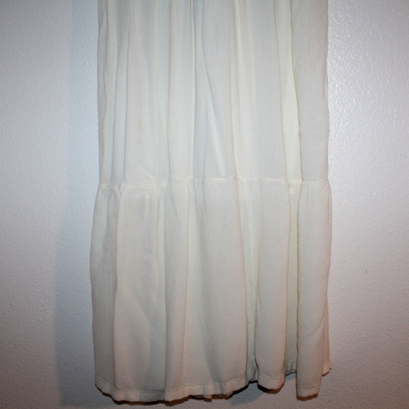 Ivory Boho Maxi Dress - Picture 4 of 8